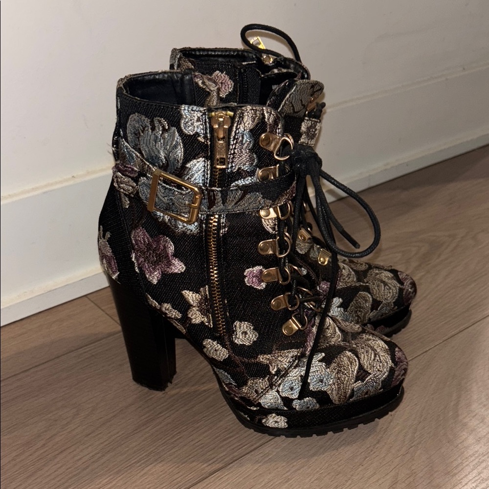 Floral Lace-Up Ankle Boots - Black and Gold